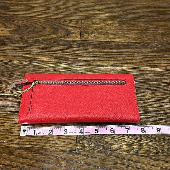 NWT & Packaging Trina Turk Red Wallet - Picture 3 of 9